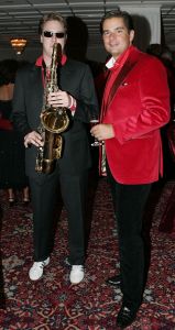 12-06-2005 SHOWBIZZ; JAAP LIETHOF VIERT ZIJN VERJAARDAG IN HOTELS VAN ORANJE TE NOORDWIJK.Vele bekende Nederlanders waren gekomen in dress code black en red om samen met Jaap het feest van zijn verjaardag te vieren.
Foto;Albert den Iseger