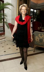 12-06-2005 SHOWBIZZ; JAAP LIETHOF VIERT ZIJN VERJAARDAG IN HOTELS VAN ORANJE TE NOORDWIJK.Vele bekende Nederlanders waren gekomen in dress code black en red om samen met Jaap het feest van zijn verjaardag te vieren.
Foto;Albert den Iseger