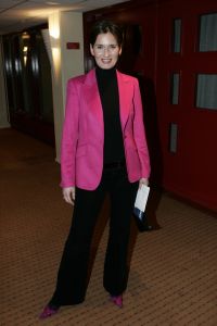 23-01-2005 SHOWBIZZ;PREMIERE VAN TONEELSTUK  HAPPY HOUR MET O.A. MARISKA VAN KOLCK - KIKI CLASSEN - SPANT BUSSUM. DIVERSE GASTEN; STELLA GOMMANS
FOTO; ALBERT DEN ISEGER
