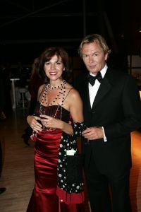 07-06-2005 SHOWBIZZ: JOHN KRAAIJKAMP MUSICAL AWARDS GALA 2005 Winnaars waren Vera Mann -Veerle Baetens-Stanley Burleson-David Verbeeck- Chantal Janzen-Lieneke Le Roux-Erik Brrey-Michele Tesoro- Niek Kortekaas-Paul Eenens en Dick Hauser-Jamai Loman en Jos Brink en Fank Sander.
Het was weer een waar spectacle en men was in grote getale komen opdraven in prachtige gala kleding.Jos Brink en Frank Sanders kregen hun Cubus Oevre Award 2005. Al met al weer een zeer geslaagd feest.
Foto: Albert den Iseger

