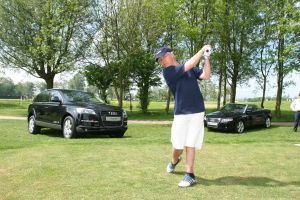 17-05-2006 SPORT: MARTIN SCHILDER GOLFTOERNOOI 2006. Op de Sluispolder te Alkmaar vond weer het Martin Schilder Golftoernooi 2006 plaats.
fotografie: Albert den Iseger-Dick Breddels.