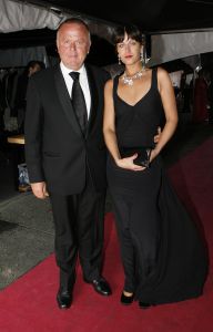 23-06-2007 SHOWBIZZ; AMSTERDAM DINER ALWEER VOOR DE VIJFTIENDE KEER EEN TOP GALA FEEST. Alles en iedereen ontmoete elkaar weer op dit Gala feest voor het goede doel namelijk bestrijding en begeleiding van Aids in Afrika. Artiesten - Politiek - Zakenwereld - Koninklijk Huis en soapies iedereen genoot van deze heerlijke avond vol met muziek, eten en drinken en dat allemaal voor het goede doel. 
foto: Albert den Iseger.