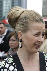 23-06-2007 SHOWBIZZ; AMSTERDAM DINER ALWEER VOOR DE VIJFTIENDE KEER EEN TOP GALA FEEST. Alles en iedereen ontmoete elkaar weer op dit Gala feest voor het goede doel namelijk bestrijding en begeleiding van Aids in Afrika. Artiesten - Politiek - Zakenwereld - Koninklijk Huis en soapies iedereen genoot van deze heerlijke avond vol met muziek, eten en drinken en dat allemaal voor het goede doel.
foto: Albert den Iseger.