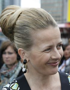 23-06-2007 SHOWBIZZ; AMSTERDAM DINER ALWEER VOOR DE VIJFTIENDE KEER EEN TOP GALA FEEST. Alles en iedereen ontmoete elkaar weer op dit Gala feest voor het goede doel namelijk bestrijding en begeleiding van Aids in Afrika. Artiesten - Politiek - Zakenwereld - Koninklijk Huis en soapies iedereen genoot van deze heerlijke avond vol met muziek, eten en drinken en dat allemaal voor het goede doel.
foto: Albert den Iseger.