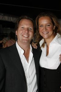 23-06-2007 SHOWBIZZ; AMSTERDAM DINER ALWEER VOOR DE VIJFTIENDE KEER EEN TOP GALA FEEST. Alles en iedereen ontmoete elkaar weer op dit Gala feest voor het goede doel namelijk bestrijding en begeleiding van Aids in Afrika. Artiesten - Politiek - Zakenwereld - Koninklijk Huis en soapies iedereen genoot van deze heerlijke avond vol met muziek, eten en drinken en dat allemaal voor het goede doel.
foto: Albert den Iseger.