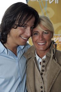 29-05-2007 SHOWBIZZ; DEBUUTALBUM VINZZENT UITGEREIKT DOOR ROB DE NIJS. Een levenlang verliefd is het eerste album van producer en zanger Vinzzent. Ook een duet met Dana Winner staat op deze werkelijke prachtige cd. Het merendeel van de nummers op deze cd zijn door Vinzzent zelf  geschreven. Wij zullen nog heel veel van deze zanger gaan horen.
foto: Albert den Iseger.