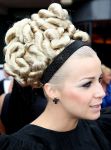 21-05-2009 SHOWBIZZ; COIFFURE AWARD 2009 EEN GALA EVENT IN DE AMSTERDAMSE RAI ELICIUM. 
Een pracht van een evenement dat georganiseerd wederom door het Vakmagazine Coiffure en Schwarzkopf Proffessional. Vele bekende waren weer komen opdraven om waarschijnlijk de goed gevulde goodybag op het eind van de avond weer mee naar huis toe te nemen. Gerard Joling ronde de avond af met spetterend optreden en vele kappers en kapsters gingen beladen met Awards na deze spannende avond richting huis. 
foto: Albert den Iseger