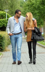 28-06-2012 SHOWBIZZ; DE EERSTE FOTO VAN ESTELLE GULLIT-CRUIFF EN BADR HARI IN AMSTERDAM. Badr Hari en Estelle doen exclusief voor weekblad Prive hun verhaal. Badr smolt voor Estelle die op haar beurt figuurlijk werd weggeven door haar man Ruus Gullit. Lees hun28-06-2012 SHOWBIZZ; DE EERSTE FOTO VAN ESTELLE GULLIT-CRUIFF EN BADR HARI IN AMSTERDAM. Badr Hari en Estelle doen exclusief voor weekblad Prive hun verhaal. Badr smolt voor Estelle die op haar beurt figuurlijk werd weggeven door haar man Ruus Gullit. Lees hun oprechte verhaal deze week in weekblad PRIVE.
exclusieve foto: Albert den Iseger. oprechte verhaal deze week in weekblad PRIVE.
exclusieve foto: Albert den Iseger.