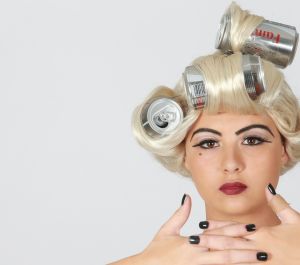 14-06-2013 ONDERWIJS: HAARLEMSE AKADEMIE IN BAN VAN LADY GAGA. Het was weer erg druk, kleurig en vooral veel make up. De VISAGIE examen opdracht was dit jaar Lady GaGa. De leerlingen hadden erg hun best gedaan om hun modellen op te maken en te kleden als lady GaGa. Na een lange dag bleek dat alle leerlingen waren geslaagd met mooie cijfers. De Haarlemse Akademie is wederom een van Nederlands beste opleidings instituten gebleken. 
foto: Albert den Iseger