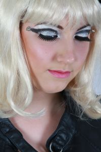 14-06-2013 ONDERWIJS: HAARLEMSE AKADEMIE IN BAN VAN LADY GAGA. Het was weer erg druk, kleurig en vooral veel make up. De VISAGIE examen opdracht was dit jaar Lady GaGa. De leerlingen hadden erg hun best gedaan om hun modellen op te maken en te kleden als lady GaGa. Na een lange dag bleek dat alle leerlingen waren geslaagd met mooie cijfers. De Haarlemse Akademie is wederom een van Nederlands beste opleidings instituten gebleken. 
foto: Albert den Iseger