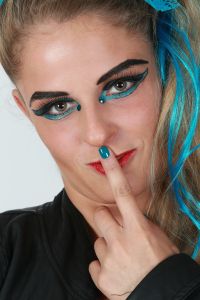 14-06-2013 ONDERWIJS: HAARLEMSE AKADEMIE IN BAN VAN LADY GAGA. Het was weer erg druk, kleurig en vooral veel make up. De VISAGIE examen opdracht was dit jaar Lady GaGa. De leerlingen hadden erg hun best gedaan om hun modellen op te maken en te kleden als lady GaGa. Na een lange dag bleek dat alle leerlingen waren geslaagd met mooie cijfers. De Haarlemse Akademie is wederom een van Nederlands beste opleidings instituten gebleken. 
foto: Albert den Iseger