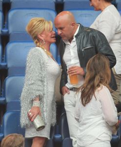 31-05-2014 SHOWBIZZ; TOPPERS MADE IN HOLLAND WEER GROOT SUCCES. Volgend jaar gaan we alles in dollars betalen bij de TOPPERS want het is dan in de ban van LAS VEGAS.
foto: Albert den Iseger