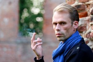 02-06-2014 SHOWBIZZ; FILIP JORDENS SINGS JACQUES BREL IN BERGENSE PILAREN. Precies 50 jaar nadat JACQUES BREL een furieus concert gaf in de BERGENSE PILAREN was het nu de beurt aan zijn vertolker FILIP JORDENS uit Belgie. Onder de noemer BON FROMAGE speelt Filip hetzelfde programma als BREL deed 50 jaar geleden.
foto: Albert den Iseger