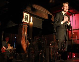 02-06-2014 SHOWBIZZ; FILIP JORDENS SINGS JACQUES BREL IN BERGENSE PILAREN. Precies 50 jaar nadat JACQUES BREL een furieus concert gaf in de BERGENSE PILAREN was het nu de beurt aan zijn vertolker FILIP JORDENS uit Belgie. Onder de noemer BON FROMAGE speelt Filip hetzelfde programma als BREL deed 50 jaar geleden.
foto: Albert den Iseger
