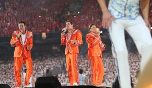 31-05-2014 SHOWBIZZ; TOPPERS MADE IN HOLLAND WEER GROOT SUCCES. Volgend jaar gaan we alles in dollars betalen bij de TOPPERS want het is dan in de ban van LAS VEGAS.
foto: Albert den Iseger