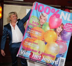 26-062014 SHOWBIZZ; HANS KLOK EN LEONTINE BORSATO ONTHULLEN JUBILEUM NUMMER VAN 100% NL. Het tijdschrift viert haar 5 jarig jubileum in aanwezigheid van vele artiesten.
foto;Albert den Iseger