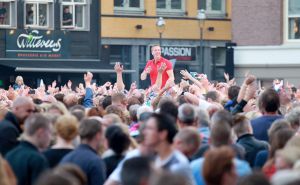 03-06-2014 SHOWBIZZ; TROS MUZIEK FEEST OP HET PLEIN IN APELDOORN WEER EEN GROOTS FEEST. Tevens waren daar de jaarlijkse Sterren Awards uitreiking.
foto: Albert den Iseger