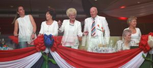 31-05-2014 SHOWBIZZ; TOPPERS MADE IN HOLLAND WEER GROOT SUCCES. Volgend jaar gaan we alles in dollars betalen bij de TOPPERS want het is dan in de ban van LAS VEGAS.
foto: Albert den Iseger