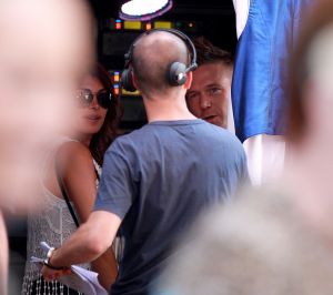 11-06-2014 SHOWBIZZ; TROS MUZIEKFEEST OP HET PLEIN IN AMSTELVEEN. Het was een grote verrassing voor iedereen dat JOHNNY DE MOL JR. kwam optreden met Jan Smit. Johnny kreeg van Jan na het optreden een Gouden Award uitgereikt voor hun gezamenlijk WK hit.
foto: Albert den Iseger