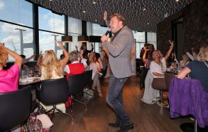 09-06-2015 SHOWBIZZ; STRONG WOMAN AWARD 2015 WEER UITGEREIKT. De winnares dit jaar is RITA VERDONK.
foto: Albert den Iseger
