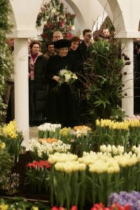 02-03-2005 KONINKLIJK HUIS; BEATRIX OP BEZOEK IN  ANNA POLOWMA OM BEELD TE ONTHULLEN EN OM  IN BREEZAND VOORJAARS BLOEMEN TENTOONSTELLING TE OPENEN.
FOTO; ALBERT DEN ISEGER