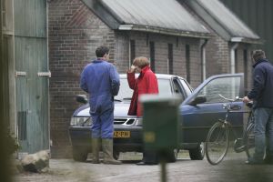 20-03-2005 SHOWBIZZ; BOER ZOEKT VROUW PROGRAMMA VAN DE KRO EN YVONNE JASPERS.BOER PETER VERZWEEG ZIJN AL EERDERE VRIENDIN, PAPARAZZI FOTO S BEWEZEN HET TEGENDEEL.
FOTO\'; ALBERT DEN ISEGER