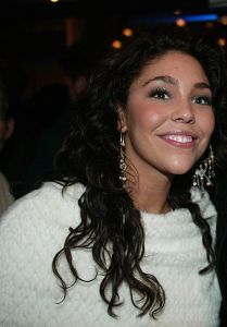 23-01-2004 SHOWBIZZ; AMSTERDAM FINALE NATIONAAL SONGFESTIVAL 2004.WINNAARS DE GROEP REUNION
FOTO; ALBERT DEN ISEGER
