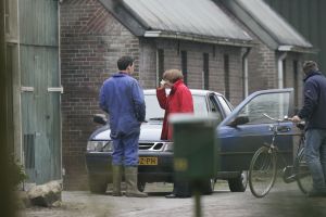 20-03-2005 SHOWBIZZ; BOER ZOEKT VROUW PROGRAMMA VAN DE KRO EN YVONNE JASPERS.BOER PETER VERZWEEG ZIJN AL EERDERE VRIENDIN, PAPARAZZI FOTO S BEWEZEN HET TEGENDEEL.
FOTO\'; ALBERT DEN ISEGER