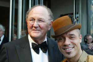 05-04-2004 SHOWBIZZ; PREMIERE VAN MUSICAL LION KING TE SCHEVENINGEN. STANLEY BURLESON EN JOOP VAN DER ENDE
FOTO; ALBERT DEN ISEGER.