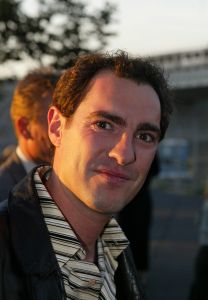 04-09-2002 SHOWBIZZ; PREMIERE VAN DE FILM OESTERS VAN NAMKEE AMSTERDAM. Vele gasten waren aanwezig op de premiere van deze film.foto; Johan Neijenhuis
Foto: Albert den Iseger