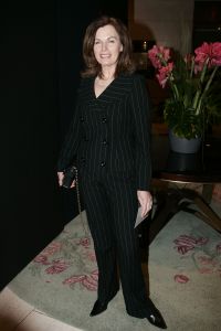 12-03-2005 SHOWBIZZ; MART VISSER HAUTECOUTURE  COLLECTIE ZOMER 2005 SHOW IN HET HILTON AMSTERDAM. LIZ SNOYING
FOTO; ALBERT DEN ISEGER