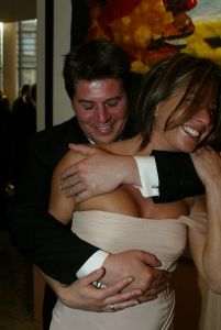 05-04-2004 SHOWBIZZ; PREMIERE VAN MUSICAL LION KING TE SCHEVENINGEN. MARTIN KRABBE EN ZIJN VROUW AMANDA
FOTO; ALBERT DEN ISEGER.