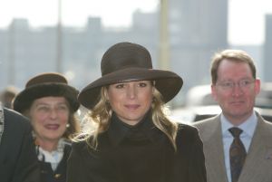 06-02-2003 KONINKLIJK HUIS: MAXIMA DOOPT SCHIP IN ROTTERDAM MET DE NAAM  PRINS WILLEM ALEXANDER.
FORO;ALBERT DEN ISEGER