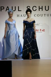 13-03-2005 SHOWBIZZ; PAUL SCHULTEN HAUTE COUTURE ZOMER COLLECTIE SHOW 2005 IN OKURA AMSTERDAM.
FOTO; ALBERT DEN ISEGER