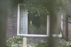 20-03-2005 SHOWBIZZ; BOER ZOEKT VROUW PROGRAMMA VAN DE KRO EN YVONNE JASPERS.BOER PETER VERZWEEG ZIJN AL EERDERE VRIENDIN, PAPARAZZI FOTO S BEWEZEN HET TEGENDEEL.BOER PETER MET VRIENDIN HEEL KNUS
FOTO\'; ALBERT DEN ISEGER
