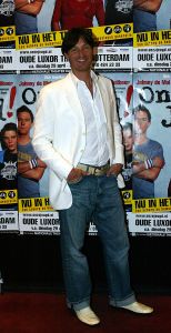 09-05-2003 SHOWBIZZ; PREMIERE VAN TONEELSTUK ONZE JEUGD IN ROTTERDAM. PRODUCTIE VAN RICK ENGELKES MET KATJA SCHUURMAN-JOHNNY DE MOL EN TEUN KUILBOER.
FOTO;ALBERT DEN ISEGER