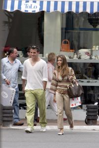 21-05-2004 SHOWBIZZ: SYLVIE MEIS EN RAFAEL VAN DER VAART OP VAKANTIE:SPANJE
FOTO: SYLVIE EN RAFAEL GENIETEN IN SPANJE
FOTO: ALBERT DEN ISEGER