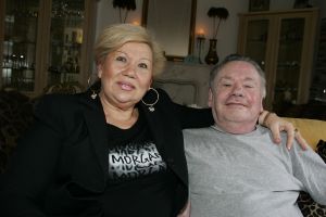 21-02-2005 SHOWBIZZ; THEO SIJTHOFF DE  VOORMALIG MODE KONING VAN ROTTERDAM. THUIS IN BRECHT BELGIE WOONT THEO SIJTHOFF MET TINE. THEO IS AL GERUIME TIJD ZIEK.
FOTO; ALBERT DEN ISEGER