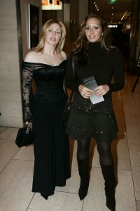 12-03-2005 SHOWBIZZ; MART VISSER HAUTECOUTURE  COLLECTIE ZOMER 2005 SHOW IN HET HILTON AMSTERDAM. 
FOTO; ALBERT DEN ISEGER