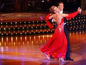 26-03-2006 SHOWBIZZ; DANCING WITH THE STARS 2006 IS WEER BEGONNEN. Het kijkcijver canon van RTL 4 is op 25 maart weer van start gegaan.Deelnemers v.l.n.r. zijn John de Wolf met Roemjana de Haan, Frits Sissing met Julie Fryer, Like van Lexmond met Remco Bastiaansen, Barbara de Loor met Marcus van Teijlingen, presentatoren Ron Brandsteder en Sylvana Simons. Maik de Boer met Charissa van Dipte, Myrna Goossen met Koen Jan Willem Brouwers, Winston Post met Euvgenia Parakhina en Edisillia Rombley met Peter Bosveld. 
Foto; Albert den Iseger
