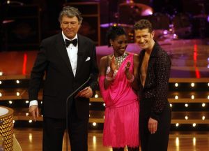 26-03-2006 SHOWBIZZ; DANCING WITH THE STARS 2006 IS WEER BEGONNEN. Het kijkcijver canon van RTL 4 is op 25 maart weer van start gegaan.Deelnemers v.l.n.r. zijn John de Wolf met Roemjana de Haan, Frits Sissing met Julie Fryer, Like van Lexmond met Remco Bastiaansen, Barbara de Loor met Marcus van Teijlingen, presentatoren Ron Brandsteder en Sylvana Simons. Maik de Boer met Charissa van Dipte, Myrna Goossen met Koen Jan Willem Brouwers, Winston Post met Euvgenia Parakhina en Edisillia Rombley met Peter Bosveld. 
Foto; Albert den Iseger