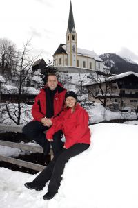 14-03-2006 SHOWBIZZ: TROS MUZIEKSPECTACLE VANUIT DE SNEEUW. Het Oosterrijkse Kirchberg was het decor van alweer een Tros muziekspecial van uit de sneeuw. Met medewerking oa. van Jan Smit-Belle Perez-Thomas Berge_Frans Bauer_Corry Konings en tal van andere Nederlandse sterren was het weer een groots feest. Vanaf woensdag 15 maart op TV. De grootste familie van Nederland deed zijn naam weer eer aan.
foto: Albert den Iseger.
