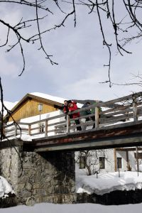 14-03-2006 SHOWBIZZ: TROS MUZIEKSPECTACLE VANUIT DE SNEEUW. Het Oosterrijkse Kirchberg was het decor van alweer een Tros muziekspecial van uit de sneeuw. Met medewerking oa. van Jan Smit-Belle Perez-Thomas Berge_Frans Bauer_Corry Konings en tal van andere Nederlandse sterren was het weer een groots feest. Vanaf woensdag 15 maart op TV. De grootste familie van Nederland deed zijn naam weer eer aan.
foto: Albert den Iseger.