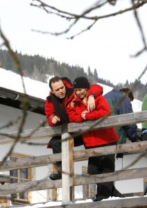 14-03-2006 SHOWBIZZ: TROS MUZIEKSPECTACLE VANUIT DE SNEEUW. Het Oosterrijkse Kirchberg was het decor van alweer een Tros muziekspecial van uit de sneeuw. Met medewerking oa. van Jan Smit-Belle Perez-Thomas Berge_Frans Bauer_Corry Konings en tal van andere Nederlandse sterren was het weer een groots feest. Vanaf woensdag 15 maart op TV. De grootste familie van Nederland deed zijn naam weer eer aan.
foto: Albert den Iseger.