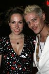 08-03-2006 SHOWBIZZ; PREMIERE VAN DE FILM - IK OMHELS JE MET DUIZEND ARMEN IN - PATHE ARENA. Prachtige film van Willem van de Sande Baclhuyzen naar het boek van Ronlad Giphart.Bekend Nederland was weer in grote getalen komen opdraven om te gaan genieten van deze werkelijke prachtige film met oa. Carice van Houten - Tijn Docter - Karina Smulders - Catherine ten Bruggencate- Halina Reijn - Johnny de Mol -Tygo Gernandt - Maaike Neuville - Tjebbo Gerritsma - Jaap Spijkers en Rick Nicolet. 
foto: Albert den Iseger.