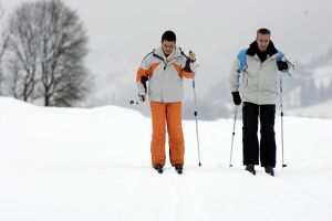 14-03-2006 SHOWBIZZ: TROS MUZIEKSPECTACLE VANUIT DE SNEEUW. Het Oosterrijkse Kirchberg was het decor van alweer een Tros muziekspecial van uit de sneeuw. Met medewerking oa. van Jan Smit-Belle Perez-Thomas Berge_Frans Bauer_Corry Konings en tal van andere Nederlandse sterren was het weer een groots feest. Vanaf woensdag 15 maart op TV. De grootste familie van Nederland deed zijn naam weer eer aan.
foto: Albert den Iseger.