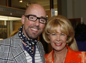 18-03-2006 SHOWBIZZ: SHEILA DE VRIES PRESENTEERDE VANDAAG HAAR VOORJAARSCOLLECTIE. In het veilingshuis van Christies te Amsterdam presenteerde Sheila de Vries haar voorjaarscollectie 2006 geinspireerd op de Doris Day tijd. En heel vrolijke show vol met slyle verrassingen in de kleurige mode van Sheila. Ook deze show werd weer bezocht door tal van bekenden uit de showbizzvijver van Nederland.
foto: Albert den Iseger.