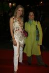 08-03-2006 SHOWBIZZ; PREMIERE VAN DE FILM - IK OMHELS JE MET DUIZEND ARMEN IN - PATHE ARENA. Prachtige film van Willem van de Sande Baclhuyzen naar het boek van Ronlad Giphart.Bekend Nederland was weer in grote getalen komen opdraven om te gaan genieten van deze werkelijke prachtige film met oa. Carice van Houten - Tijn Docter - Karina Smulders - Catherine ten Bruggencate- Halina Reijn - Johnny de Mol -Tygo Gernandt - Maaike Neuville - Tjebbo Gerritsma - Jaap Spijkers en Rick Nicolet. 
foto: Albert den Iseger.