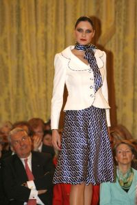 14-03-2006 SHOWBIZZ; FRANS MOLENAAR PRESENTEERDE IN HET AMSTEL HOTEL ZIJN ZOMERCOLLECTIE 2006. De champagne vloeide rijkelijk, de modellen showde weer prachtige opmerkelijke creaties van Frans zijn hand en na de show ontbrak de traditie niet het overheerlijke bitterballetje. 
foto: Albert den Iseger.