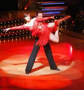 26-03-2006 SHOWBIZZ; DANCING WITH THE STARS 2006  IS WEER BEGONNEN. Het kijkcijver canon van RTL 4 is op 25 maart weer van start gegaan.Deelnemers v.l.n.r. zijn John de Wolf met Roemjana de Haan, Frits Sissing met Julie Fryer, Like van Lexmond met Remco Bastiaansen, Barbara de Loor met Marcus van Teijlingen, presentatoren Ron Brandsteder en Sylvana Simons. Maik de Boer met Charissa van Dipte, Myrna Goossen met Koen Jan Willem Brouwers, Winston Post met Euvgenia Parakhina en Edisillia Rombley met Peter Bosveld.
Foto; Albert den Iseger